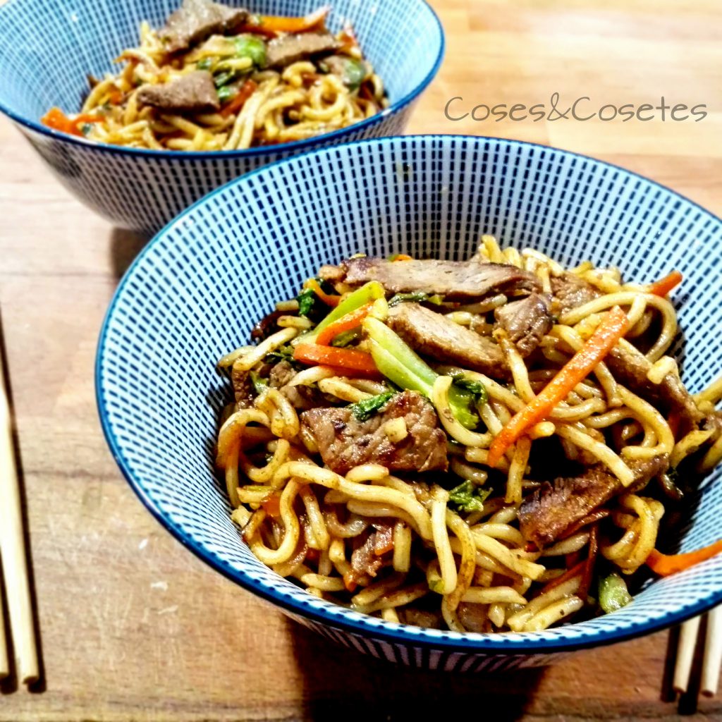 Fideos Yakisoba con Ternera